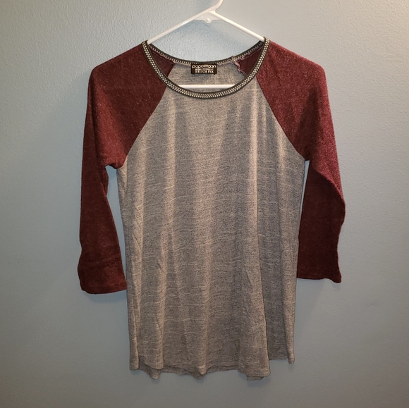 Papermoon Tops - EUC Papermoon Baseball Tee